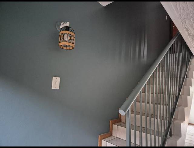 2 BEDROOM PROPERTY TO RENT IN SUNNYSIDE